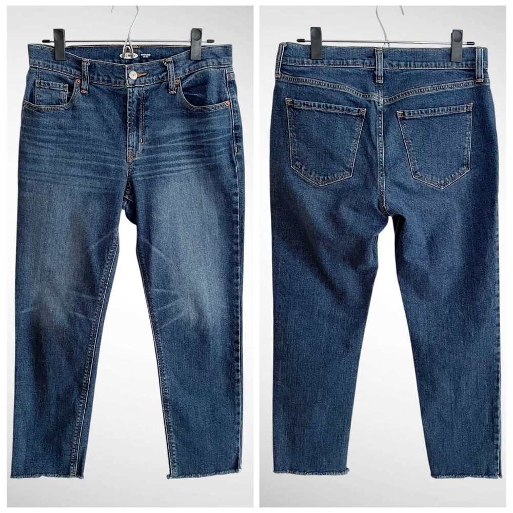 Old Navy Midrise Boyfriend Straight Leg Ankle Jeans Medium Wash, Size 4